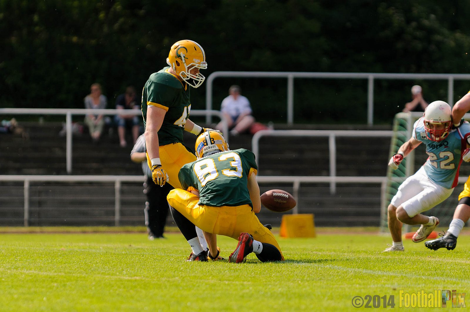Cologne Crocodiles vs. Bonn Gamecocks - 18.05.2014 GFL2 Nord: Cologne Crocodiles vs. Bonn Gamecocks (21:14) 