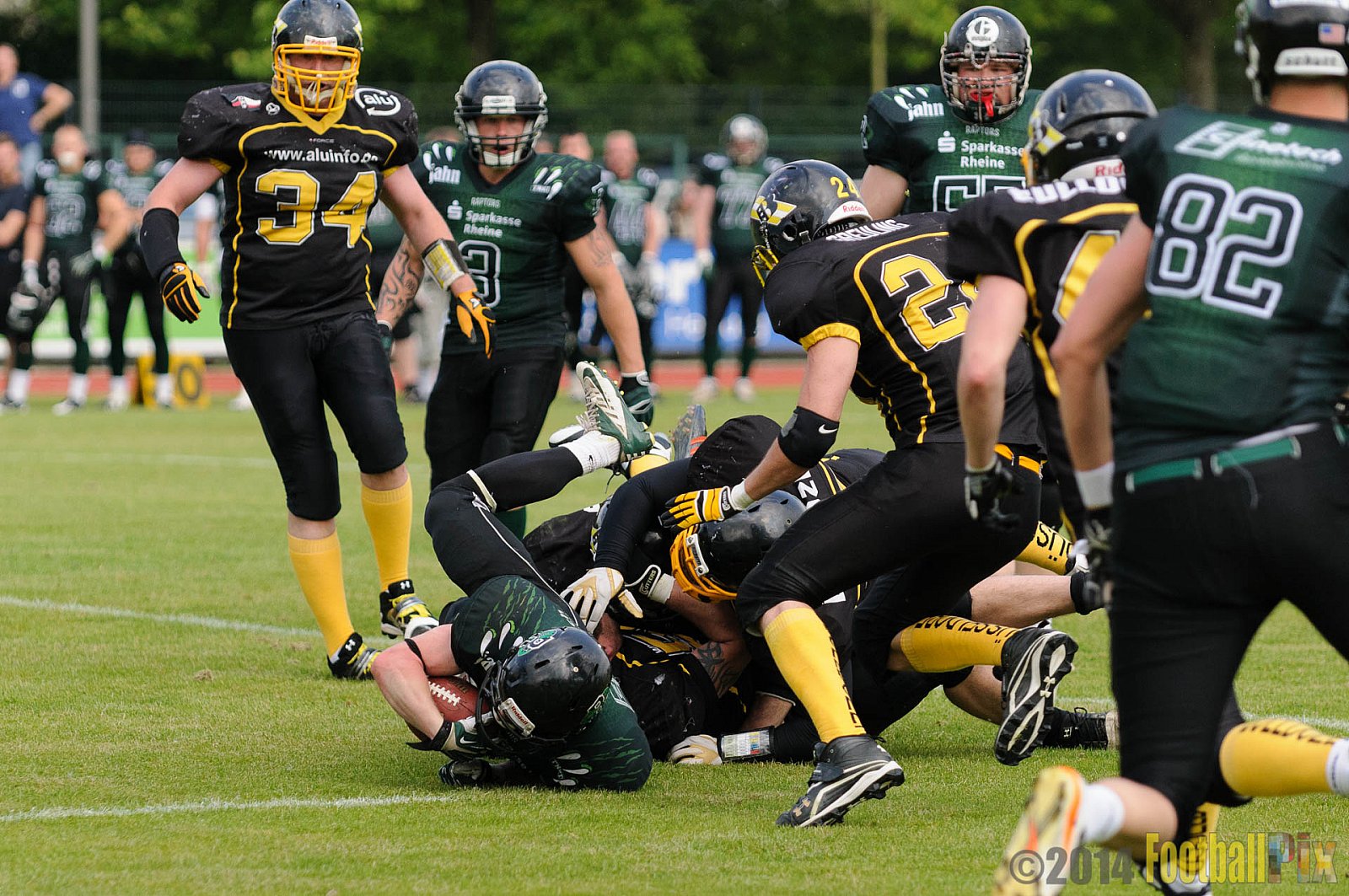 Düsseldorf Bulldozer vs. Rheine Raptors - 31.05.2014 Düsseldorf Bulldozer vs. Rheine Raptors (6:33)