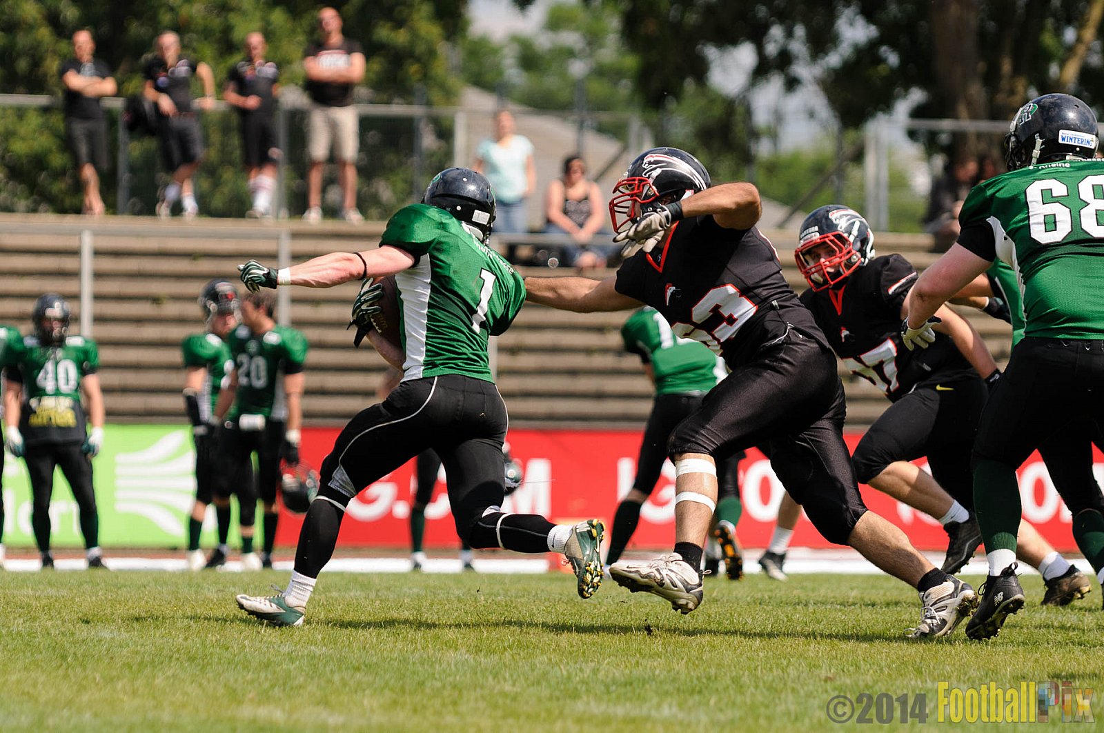 Düsseldorf Panther Prospects vs. Rheine Raptors - 15.06.2014 Düsseldorf Panther Prospects vs. Rheine Raptors (19:24) 
