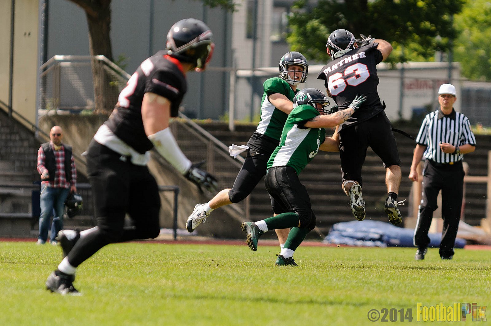 Düsseldorf Panther Prospects vs. Rheine Raptors - 15.06.2014 Düsseldorf Panther Prospects vs. Rheine Raptors (19:24) 