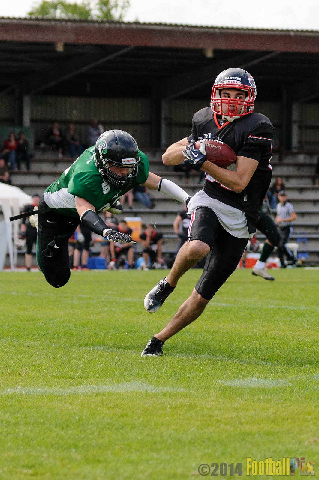 Düsseldorf Panther Prospects vs. Rheine Raptors - 15.06.2014 Düsseldorf Panther Prospects vs. Rheine Raptors (19:24) 