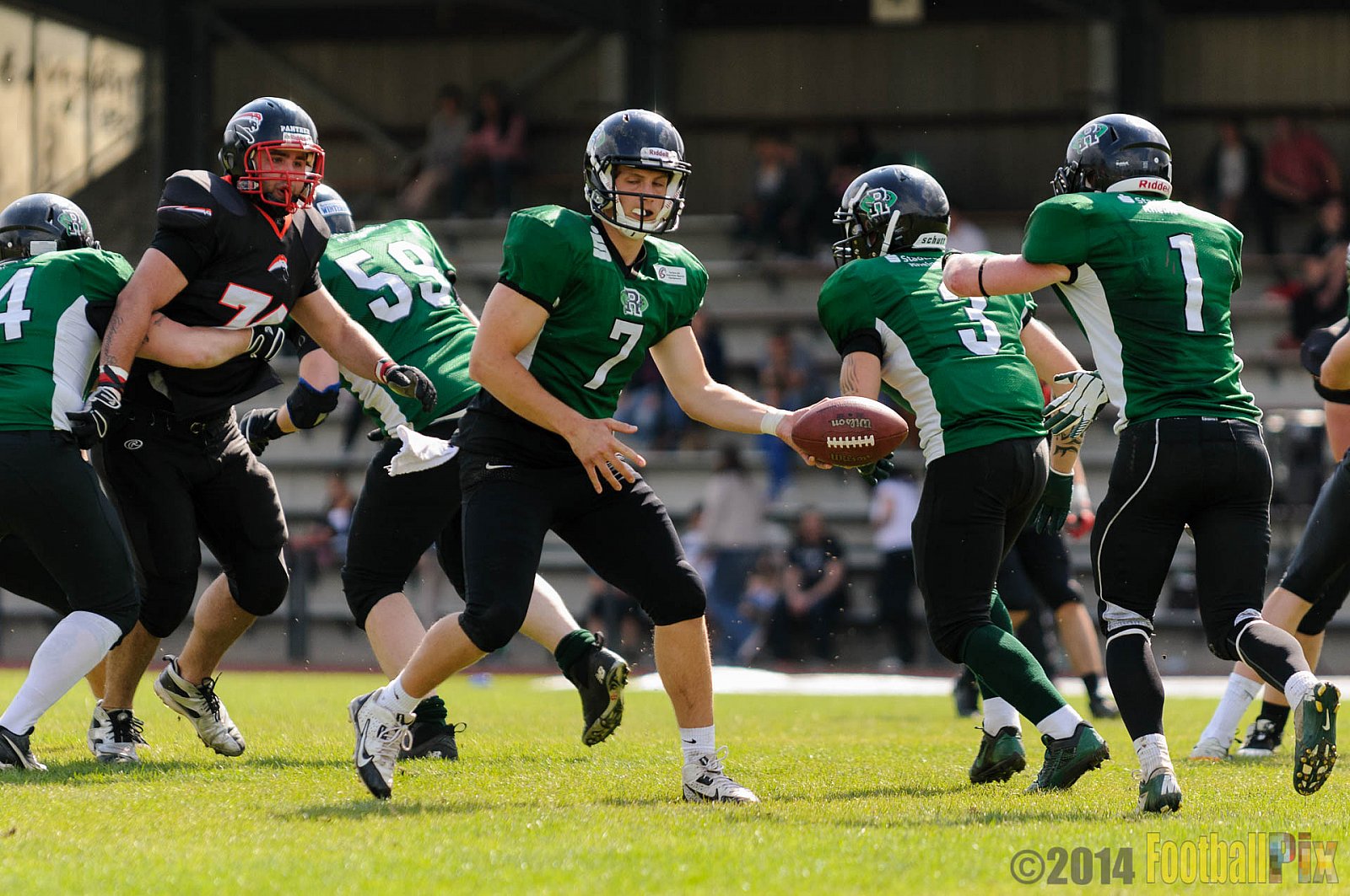Düsseldorf Panther Prospects vs. Rheine Raptors - 15.06.2014 Düsseldorf Panther Prospects vs. Rheine Raptors (19:24) 