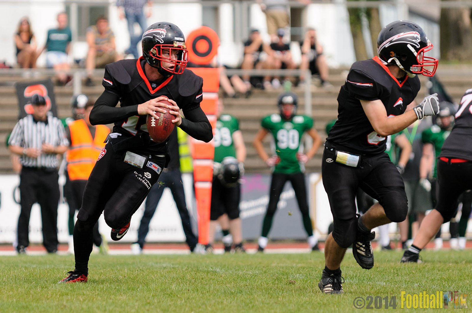 Düsseldorf Panther Prospects vs. Rheine Raptors - 15.06.2014 Düsseldorf Panther Prospects vs. Rheine Raptors (19:24) 