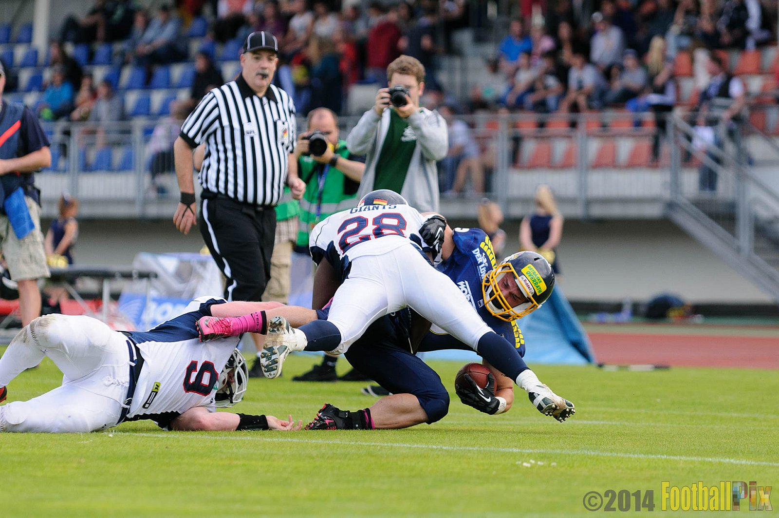 Essen Assindia Cardinals vs. Dortmund Giants - 05.07.2014 Essen Assindia Cardinals vs. Dortmund Giants (67:0) 