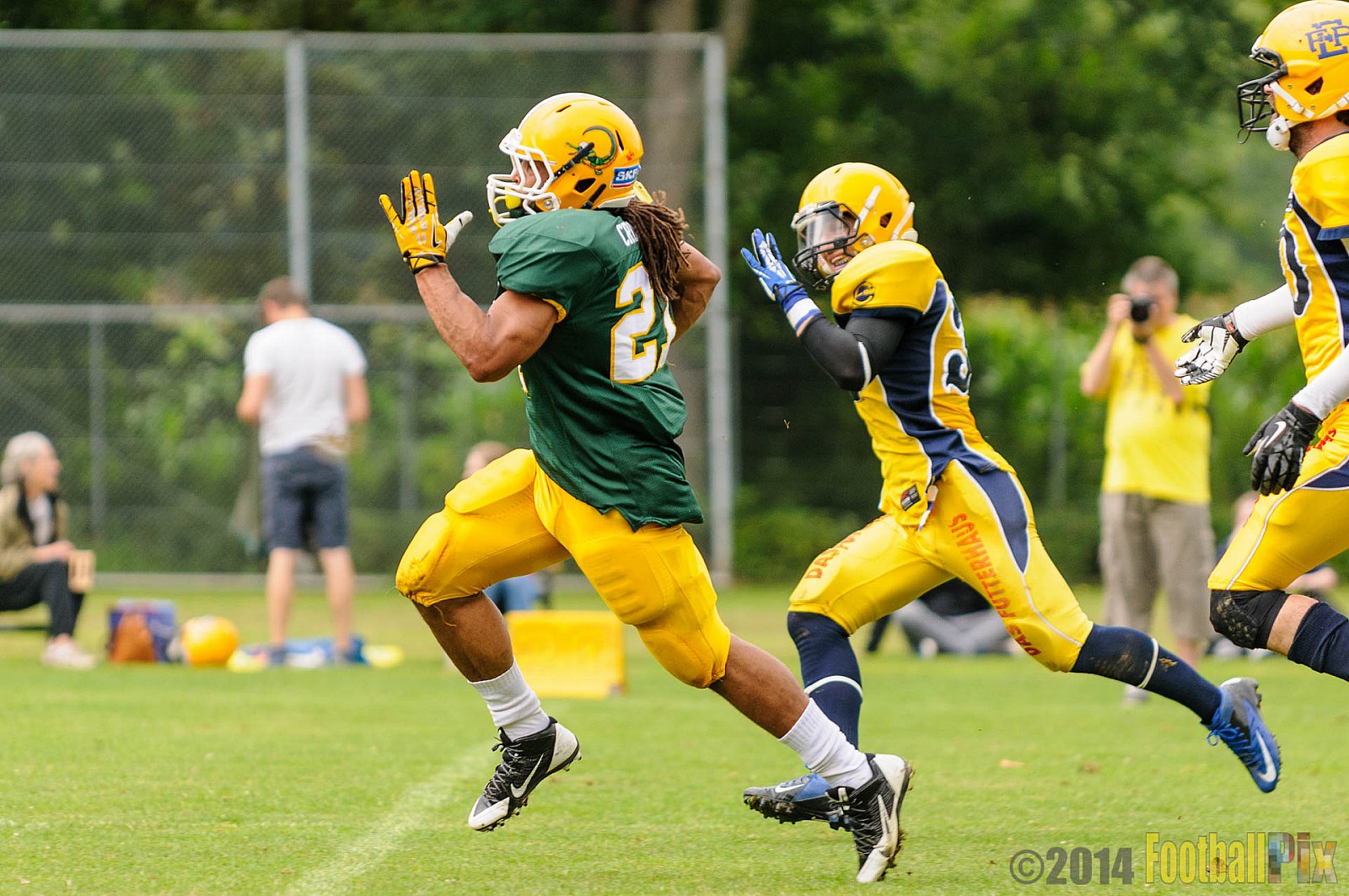 Cologne Crocodiles vs. Elmshorn Fighting Pirates - 12.07.2014 GFL2 Nord: Cologne Crocodiles vs. Elmshorn Fighting Pirates (43:12) 