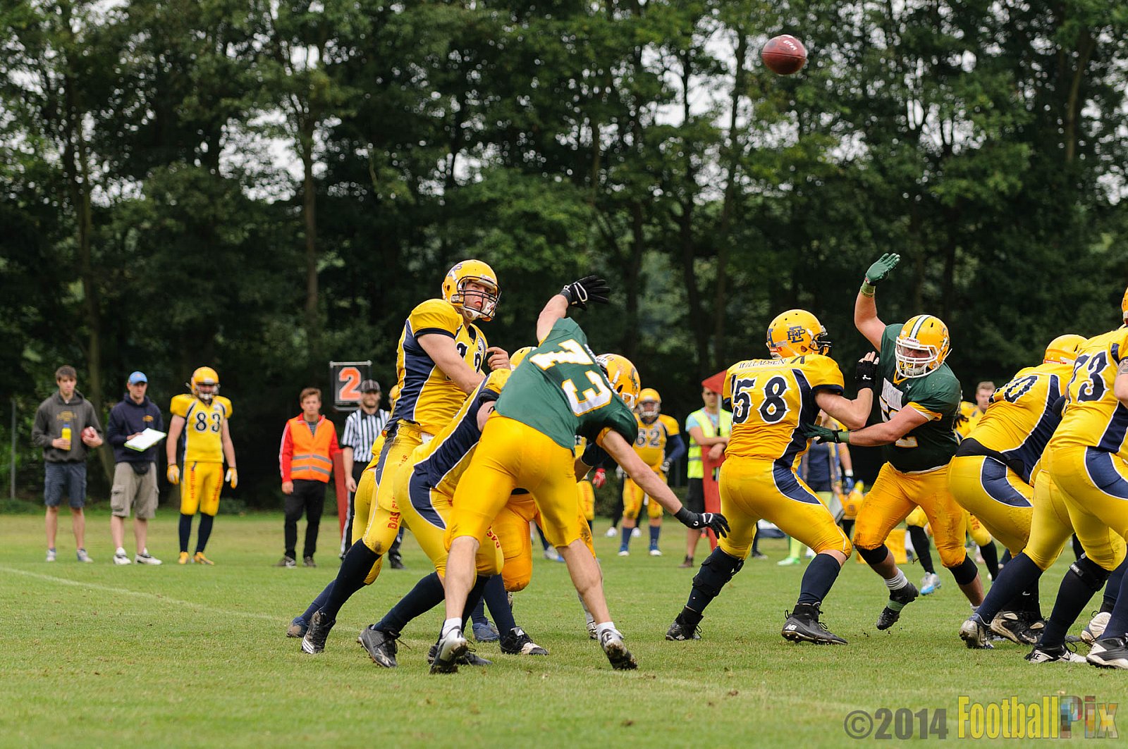 Cologne Crocodiles vs. Elmshorn Fighting Pirates - 12.07.2014 GFL2 Nord: Cologne Crocodiles vs. Elmshorn Fighting Pirates (43:12) 