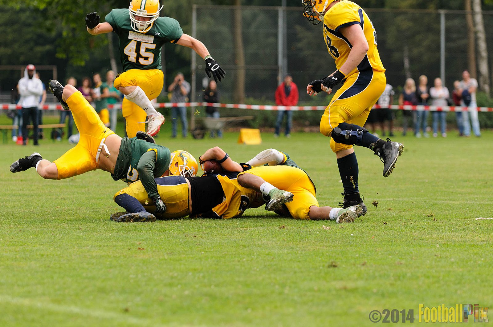 Cologne Crocodiles vs. Elmshorn Fighting Pirates - 12.07.2014 GFL2 Nord: Cologne Crocodiles vs. Elmshorn Fighting Pirates (43:12) 