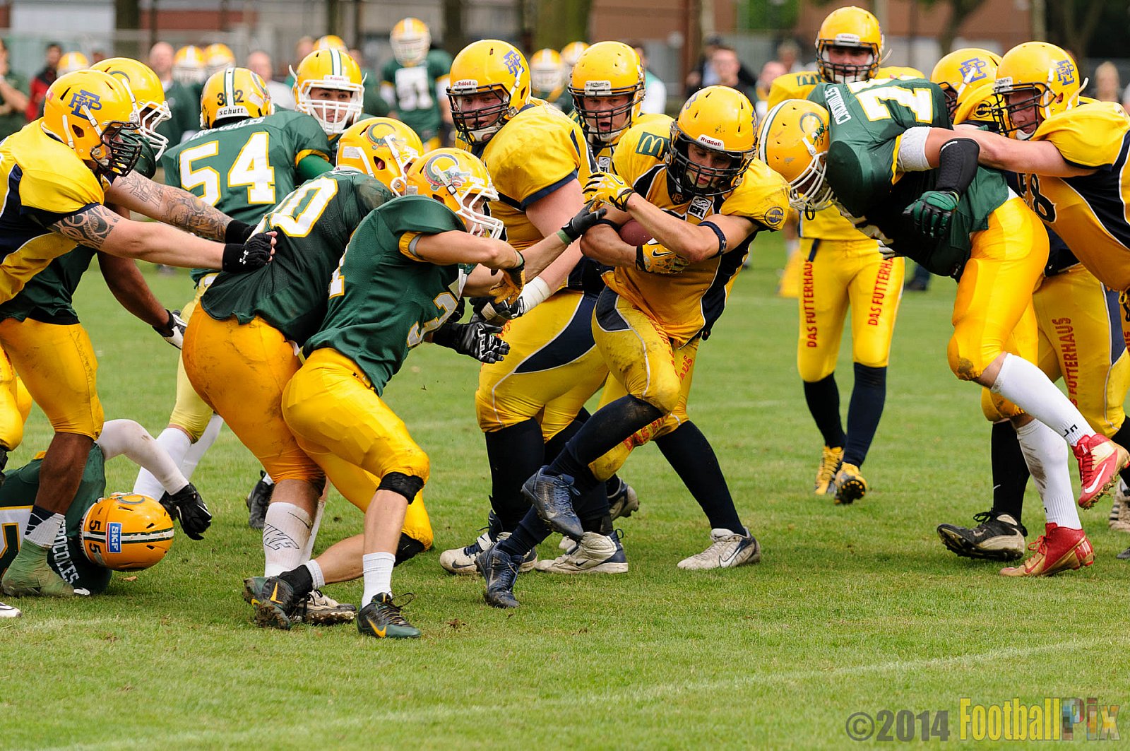 Cologne Crocodiles vs. Elmshorn Fighting Pirates - 12.07.2014 GFL2 Nord: Cologne Crocodiles vs. Elmshorn Fighting Pirates (43:12) 