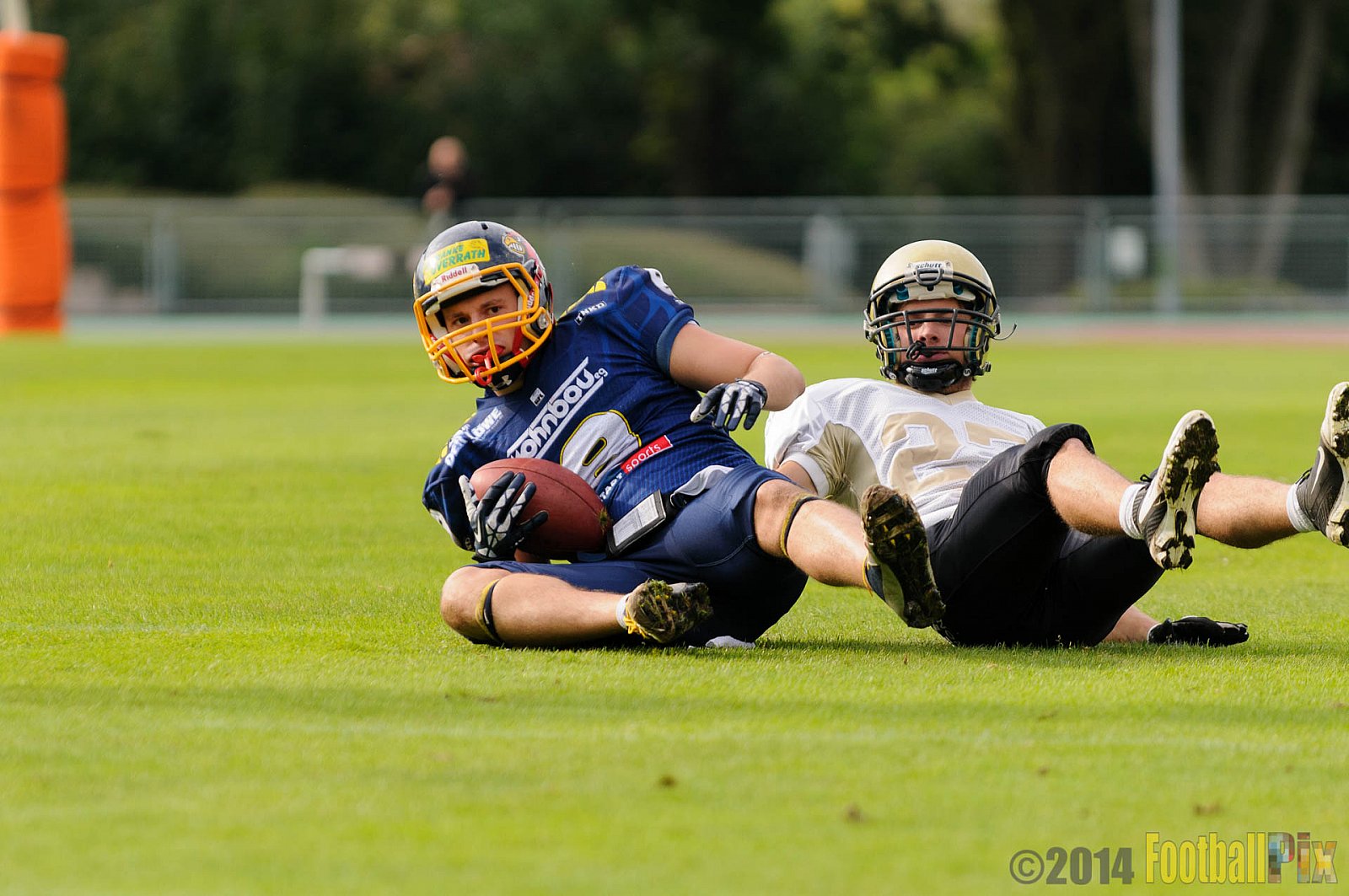Essen Assindia Cardinals vs. Paderborn Dolphins - 23.08.2014 Essen Assindia Cardinals vs. Paderborn Dolphins (7:35) 