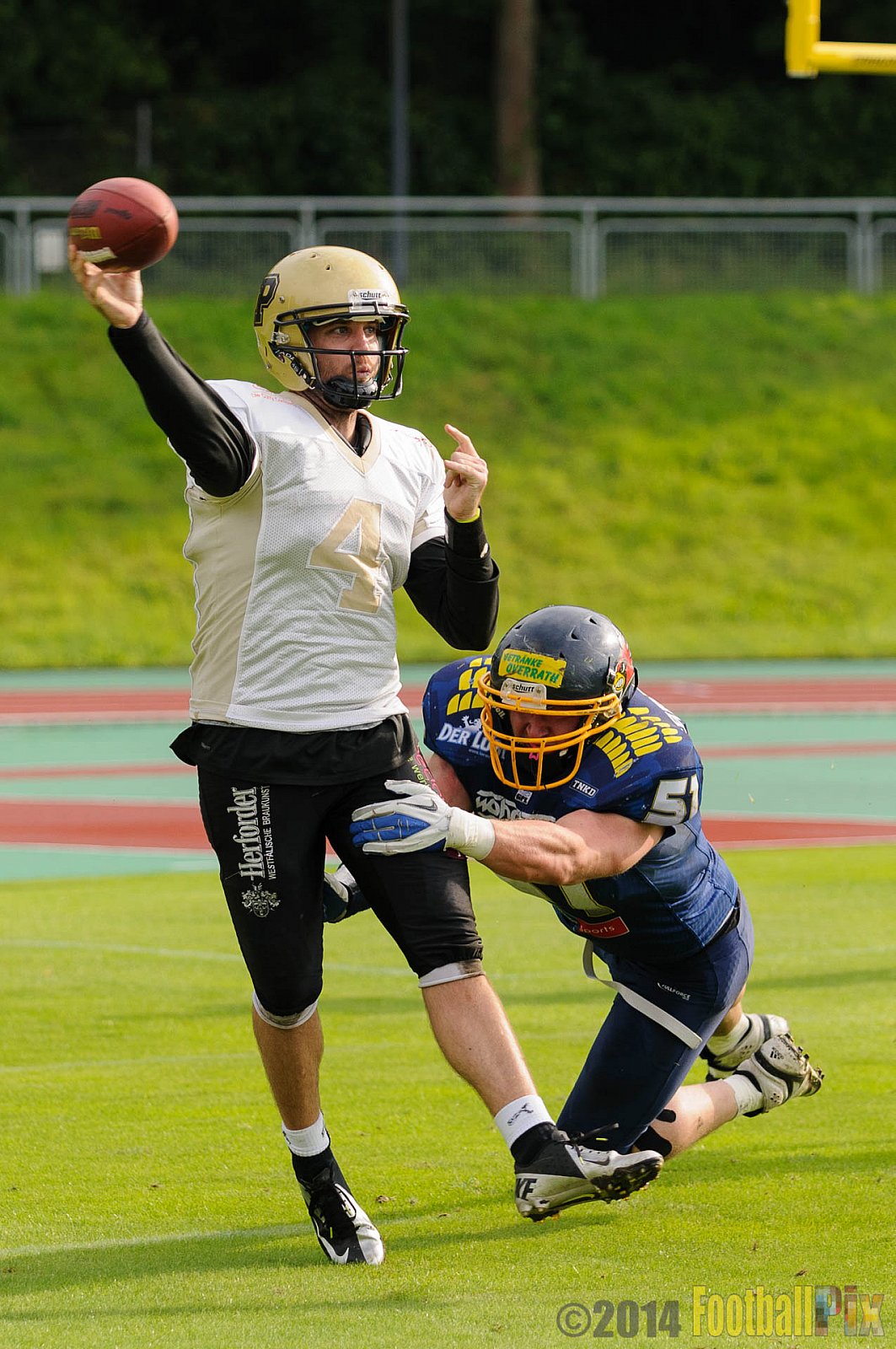 Essen Assindia Cardinals vs. Paderborn Dolphins - 23.08.2014 Essen Assindia Cardinals vs. Paderborn Dolphins (7:35) 