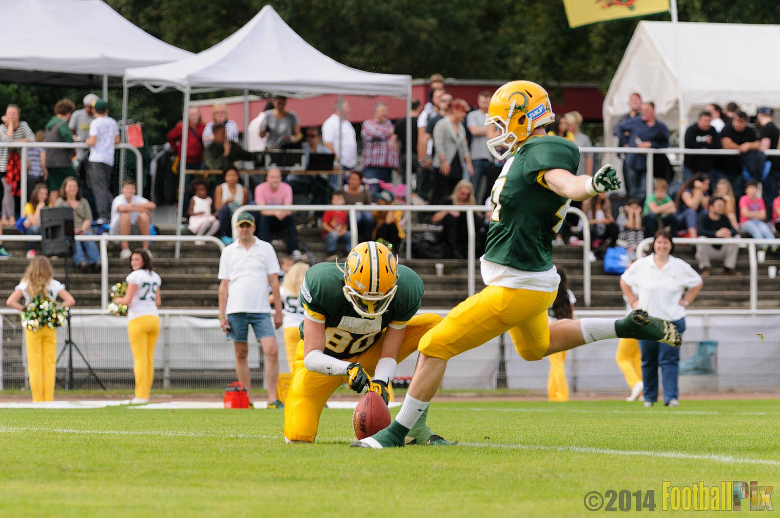 Cologne Crocodiles vs. Hildesheim Invaders  - 14.09.2014 GFL2 Nord: Cologne Crocodiles vs. Hildesheim Invaders (56:28) 