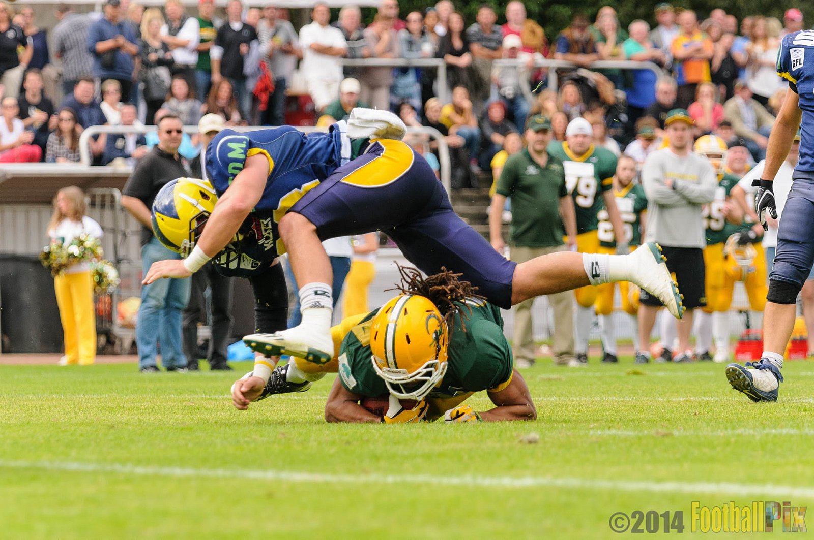 Cologne Crocodiles vs. Hildesheim Invaders  - 14.09.2014 GFL2 Nord: Cologne Crocodiles vs. Hildesheim Invaders (56:28) 