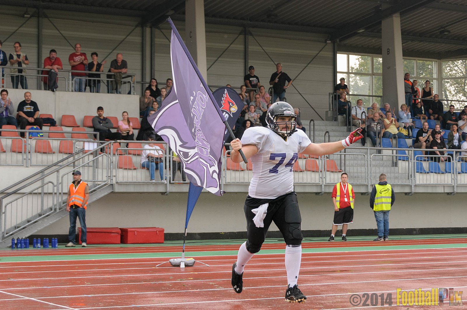 Essen Assindia Cardinals vs. Langenfeld Longhorns - 20.09.2014 Essen Assindia Cardinals vs. Langenfeld Longhorns (50:37) 