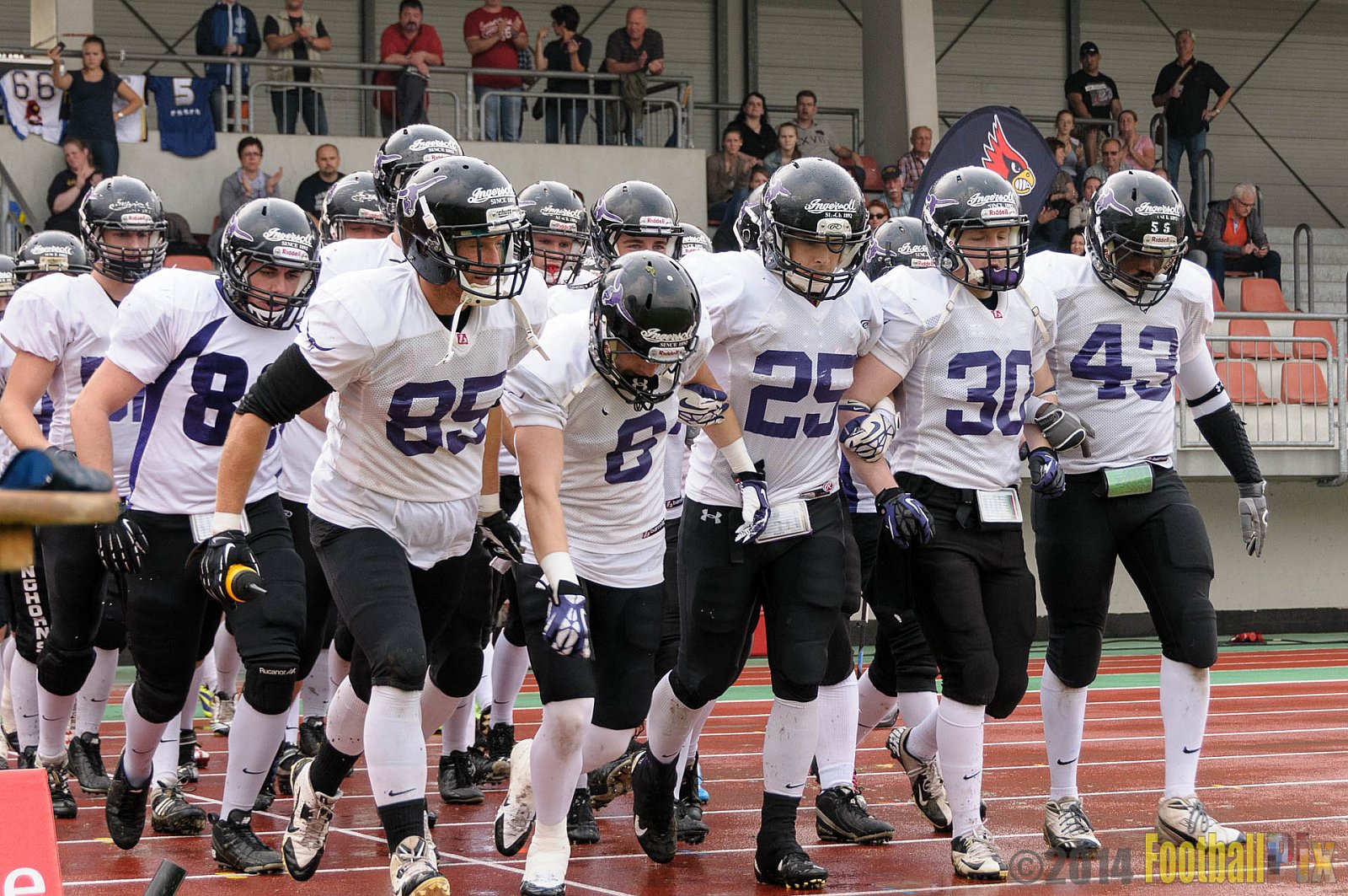 Essen Assindia Cardinals vs. Langenfeld Longhorns - 20.09.2014 Essen Assindia Cardinals vs. Langenfeld Longhorns (50:37) 