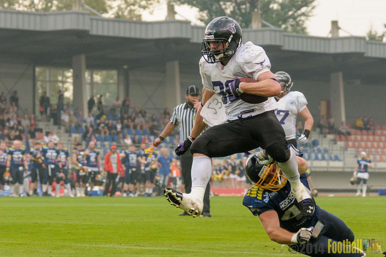 Essen Assindia Cardinals vs. Langenfeld Longhorns - 20.09.2014 Essen Assindia Cardinals vs. Langenfeld Longhorns (50:37) 