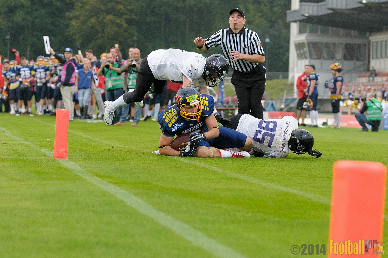 Essen Assindia Cardinals vs. Langenfeld Longhorns - 20.09.2014 Essen Assindia Cardinals vs. Langenfeld Longhorns (50:37) 