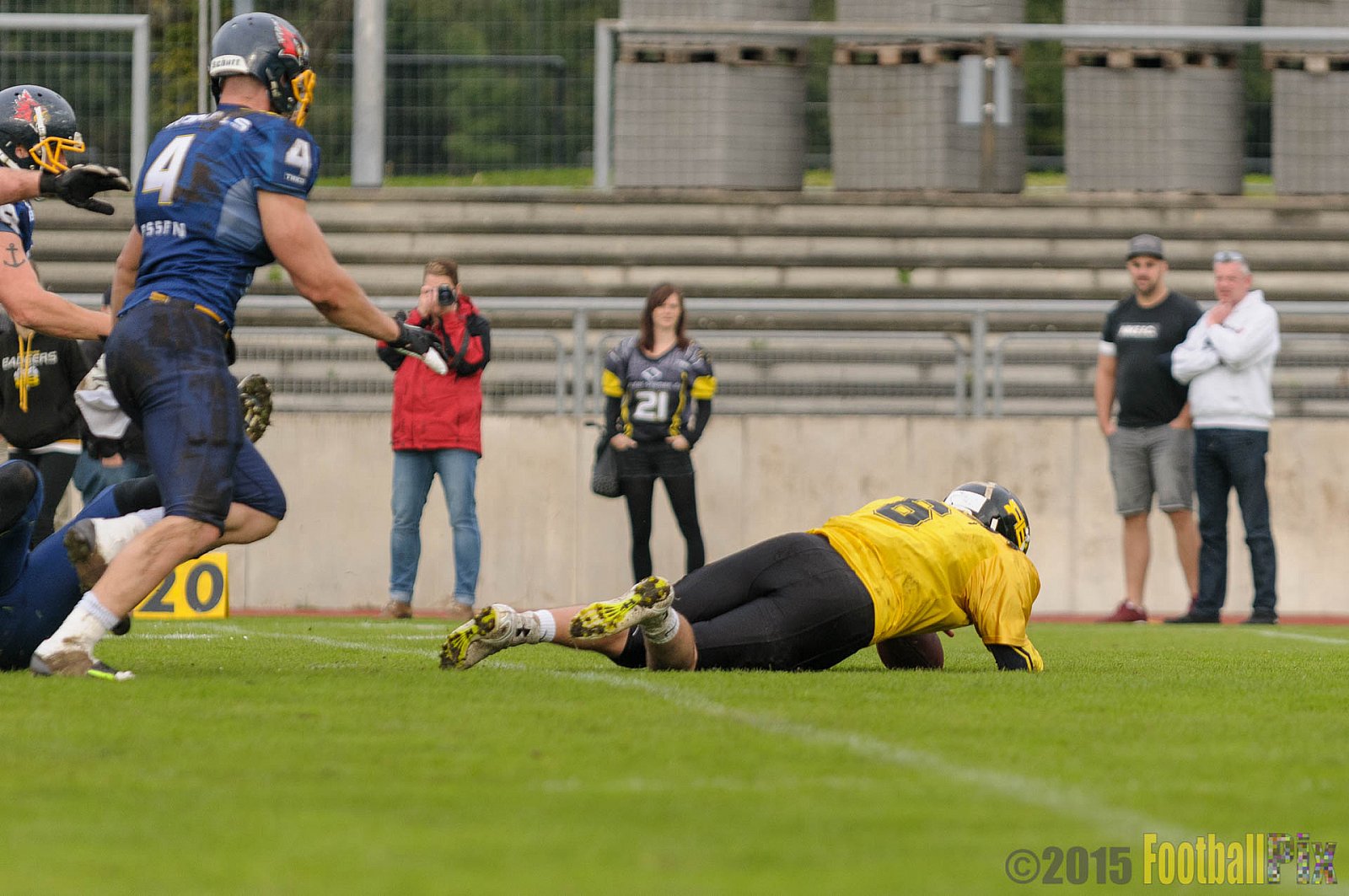 Essen Assindia Cardinals vs. Ritterhude Badgers - 19.09.2015 RL NRW: Essen Assindia Cardinals vs. Ritterhude Badgers (43:0)
