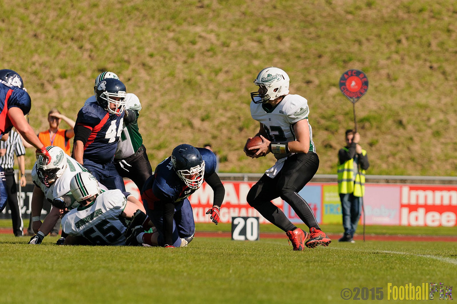 Recklinghausen Chargers vs. Mülheim Shamrocks - 03.10.2015 LL Ost NRW: Recklinghausen Chargers vs. Mülheim Shamrocks (7:21)