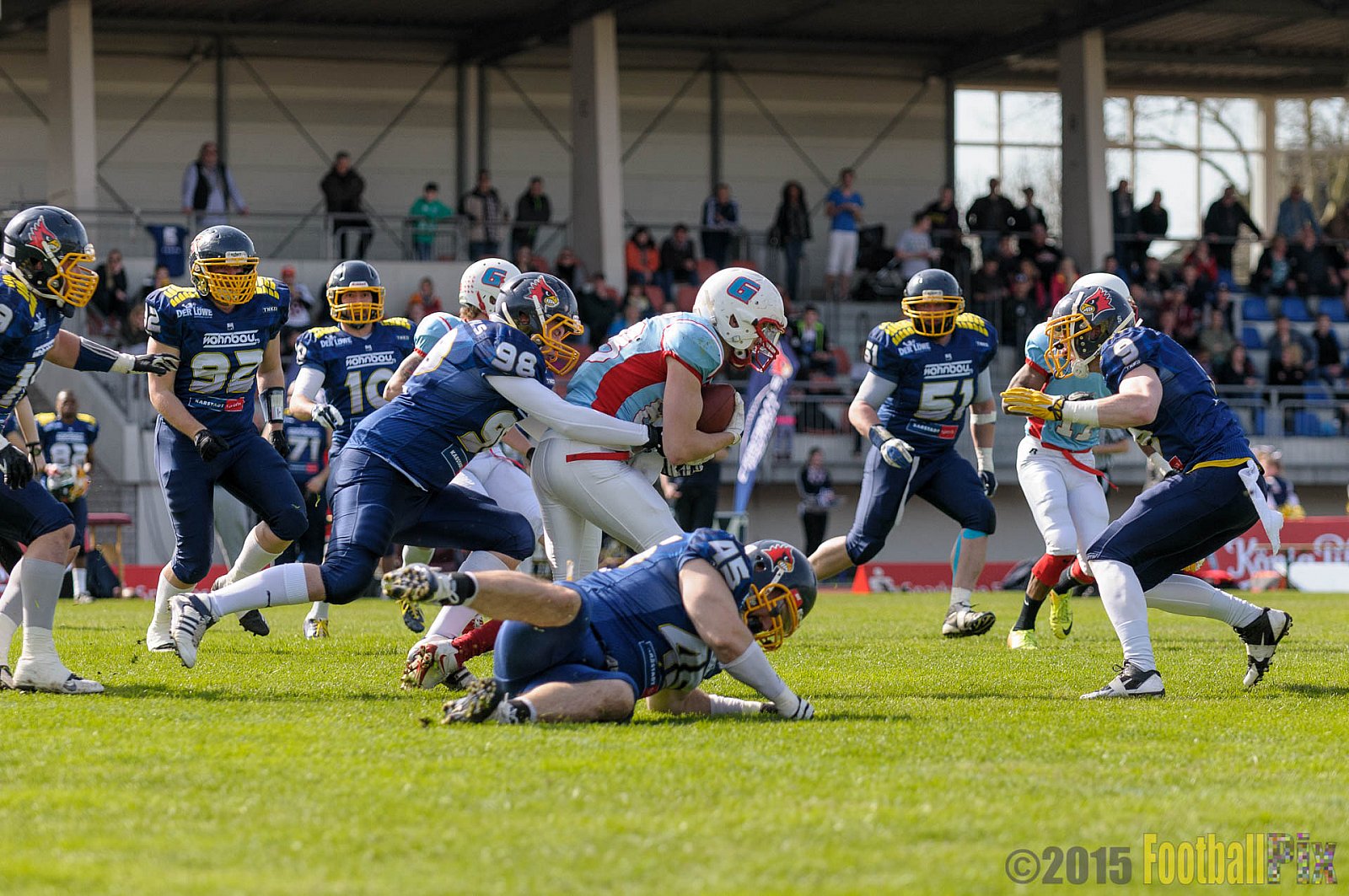 Essen Assindia Cardinals vs. Bonn Gamecocks - 12.04.2015 Preseason Game Essen Assindia Cardinals vs. Bonn Gamecocks (14:12)