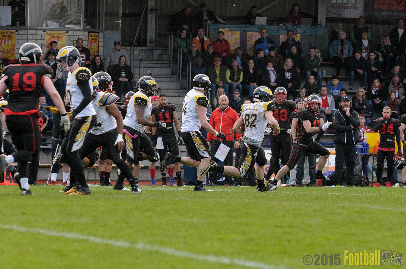 Düsseldorf Panther vs. Berlin Adler - 25.04.2015 GFL Nord: Düsseldorf Panther vs. Berlin Adler (30:0)