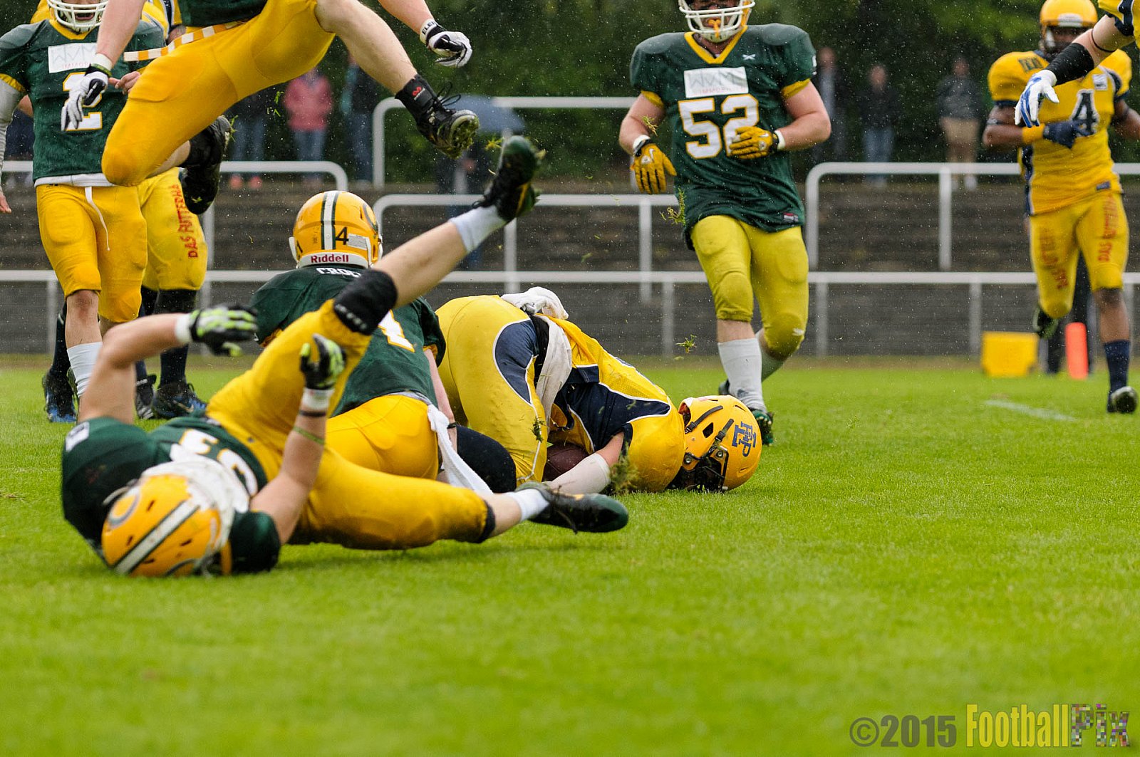 Cologne Crocodiles vs. Elmshorn Fighting Pirates - 03.05.2015 GFL2 Nord: Cologne Crocodiles vs. Elmshorn Fighting Pirates (52:7)