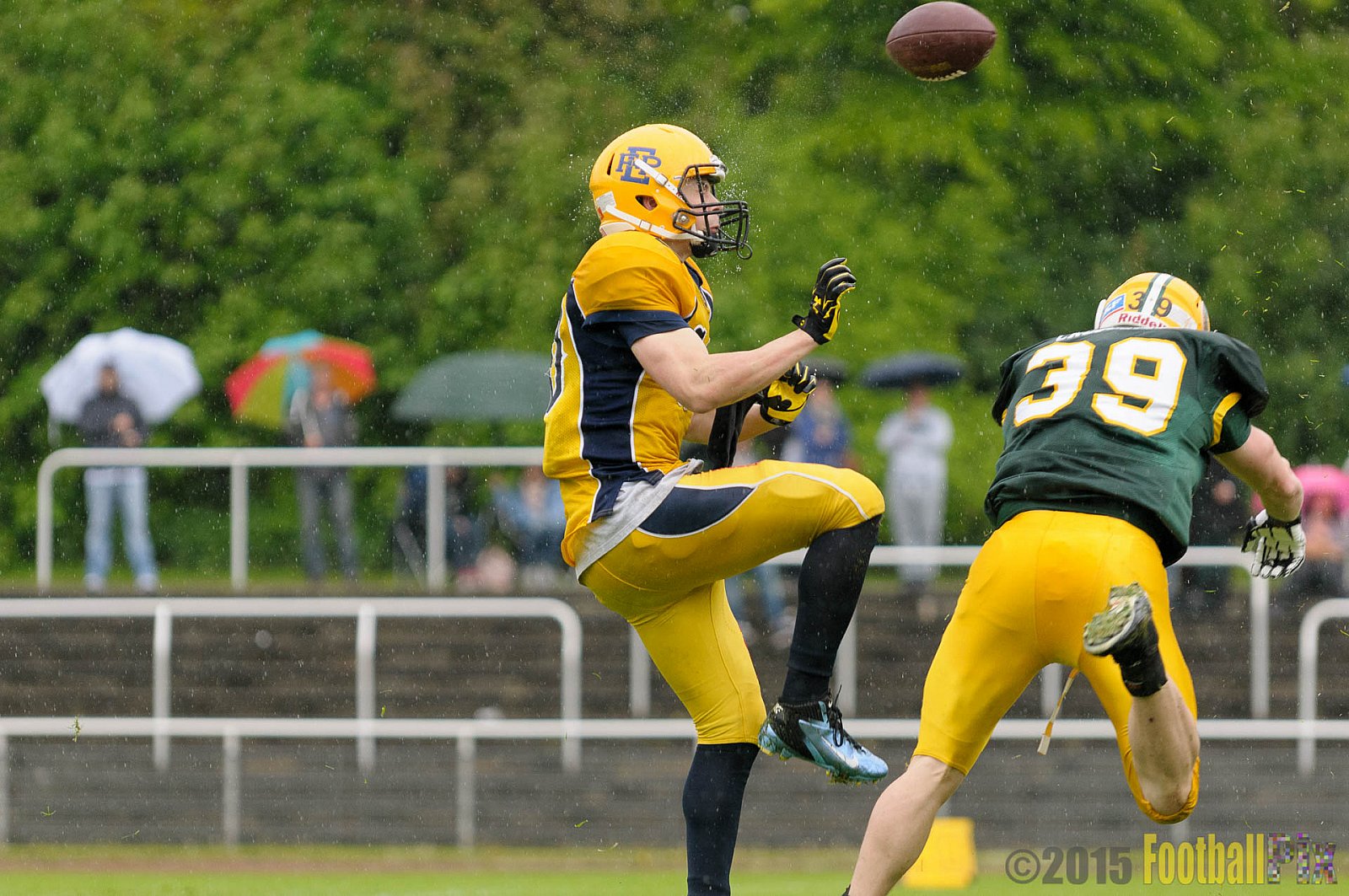 Cologne Crocodiles vs. Elmshorn Fighting Pirates - 03.05.2015 GFL2 Nord: Cologne Crocodiles vs. Elmshorn Fighting Pirates (52:7)