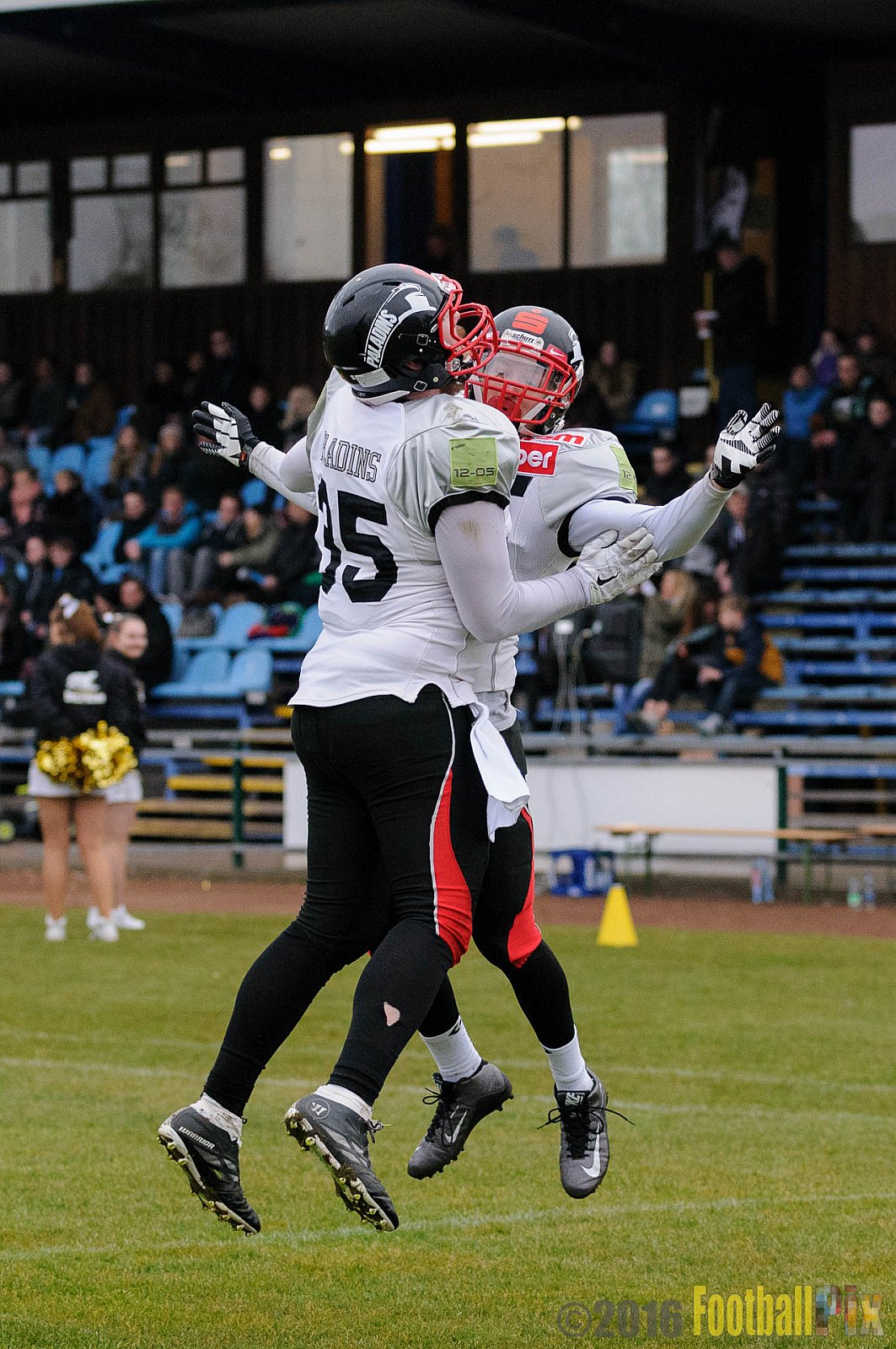 Pre-Season Game Paderborn Dolphins vs. Solingen Paladins - 20.03.2016 Pre-Season Game: Paderborn Dolphins vs. Solingen Paladins (21:6)