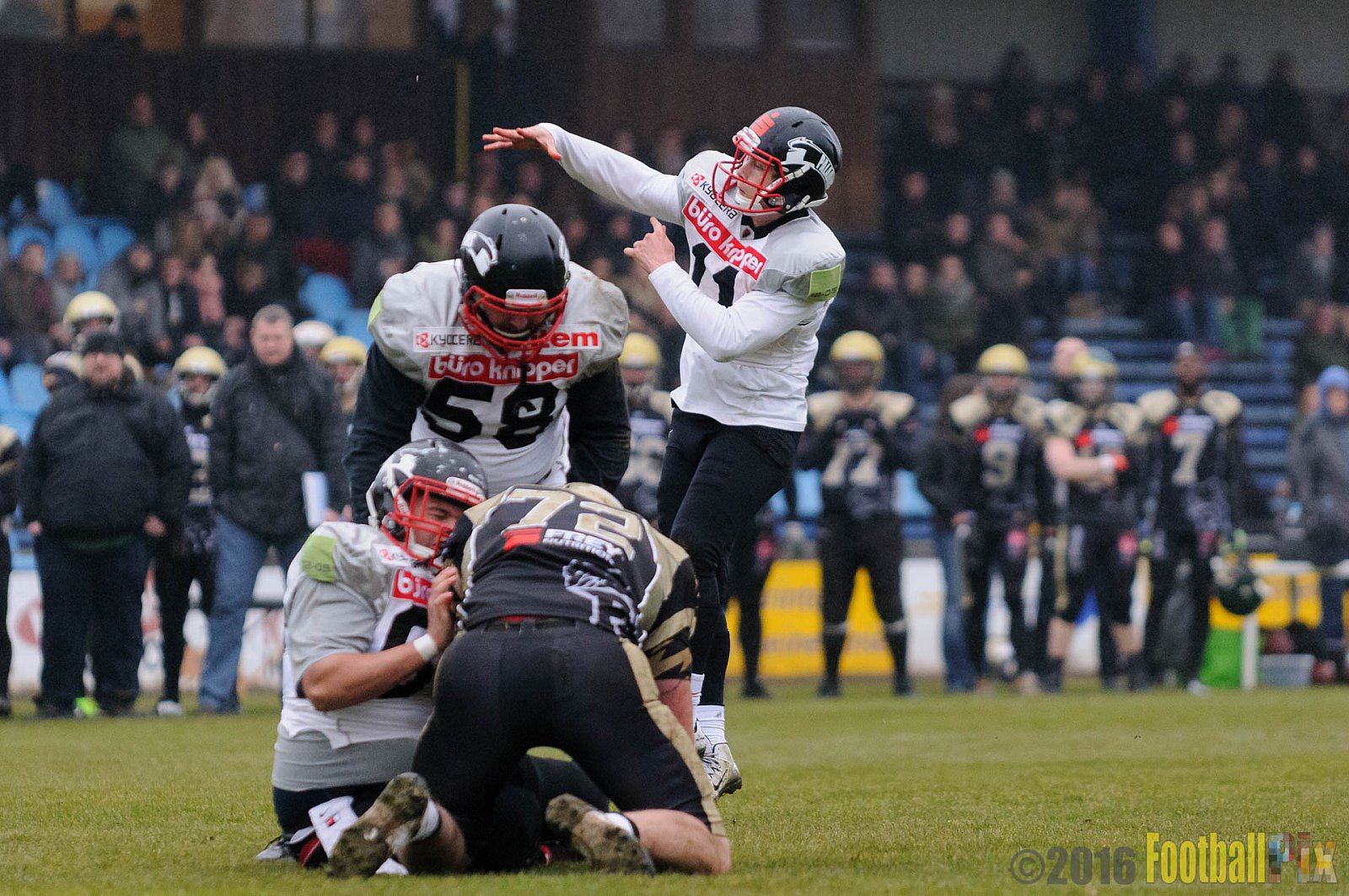 Pre-Season Game Paderborn Dolphins vs. Solingen Paladins - 20.03.2016 Pre-Season Game: Paderborn Dolphins vs. Solingen Paladins (21:6)