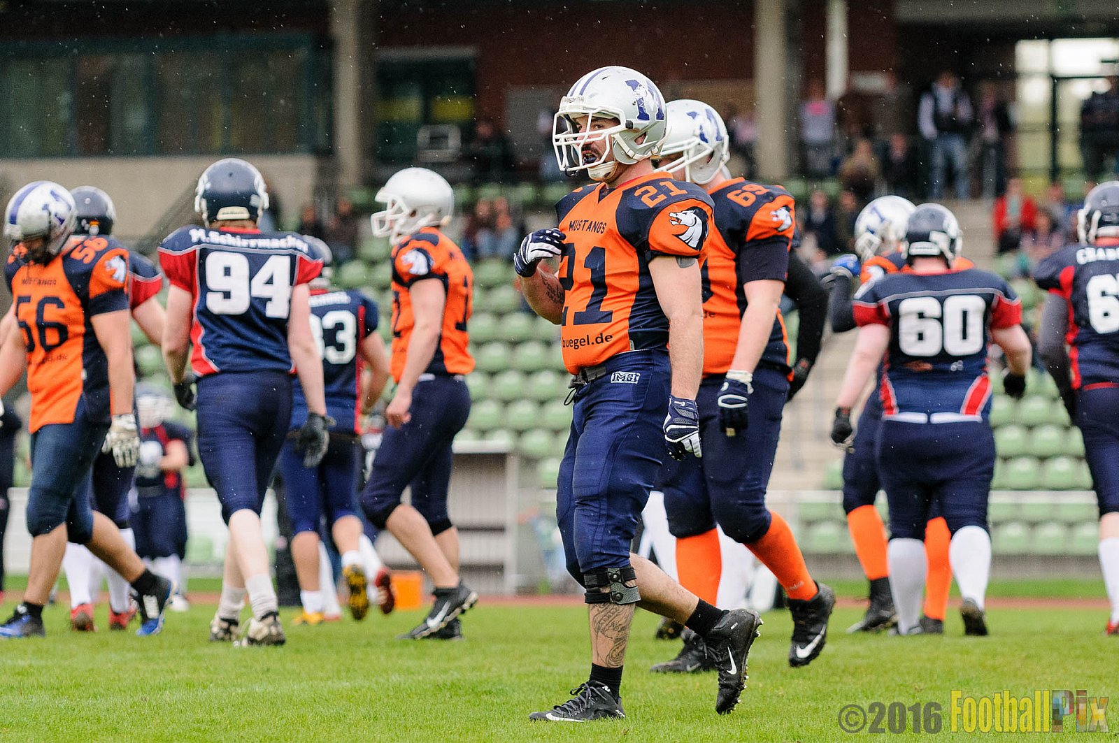 Recklinghausen Chargers vs. Sauerland Mustangs - 16.04.2016 LL NRW: Recklinghausen Chargers vs. Sauerland Mustangs (12:7)