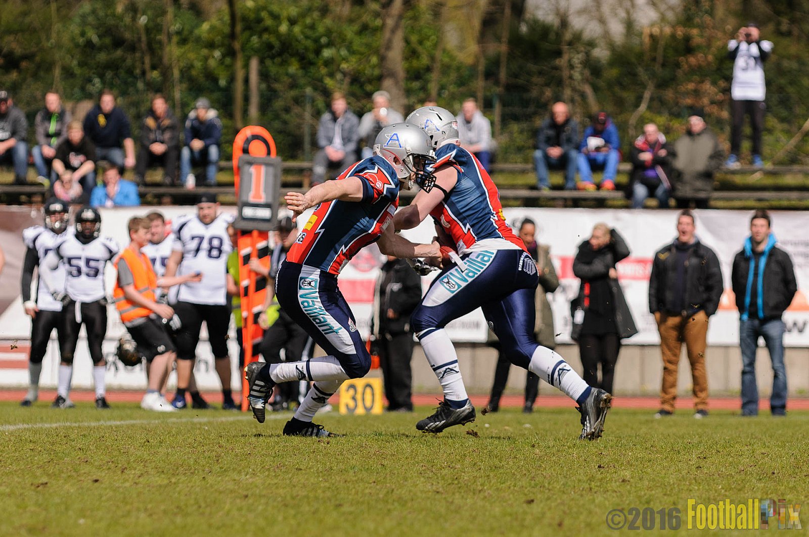 Remscheid Amboss vs. Langenfeld Longhorns - 17.04.2016 RL NRW: Remscheid Amboss vs. Langenfeld Longhorns (32:24)