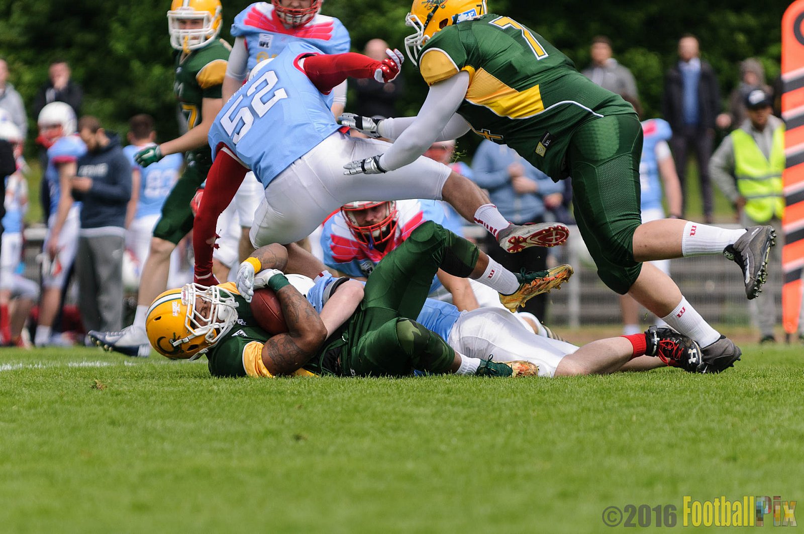 Cologne Crocodiles vs. Bonn Gamecocks - 15.05.2016 GFL2: Cologne Crocodiles vs. Bonn Gamecocks (6:0)