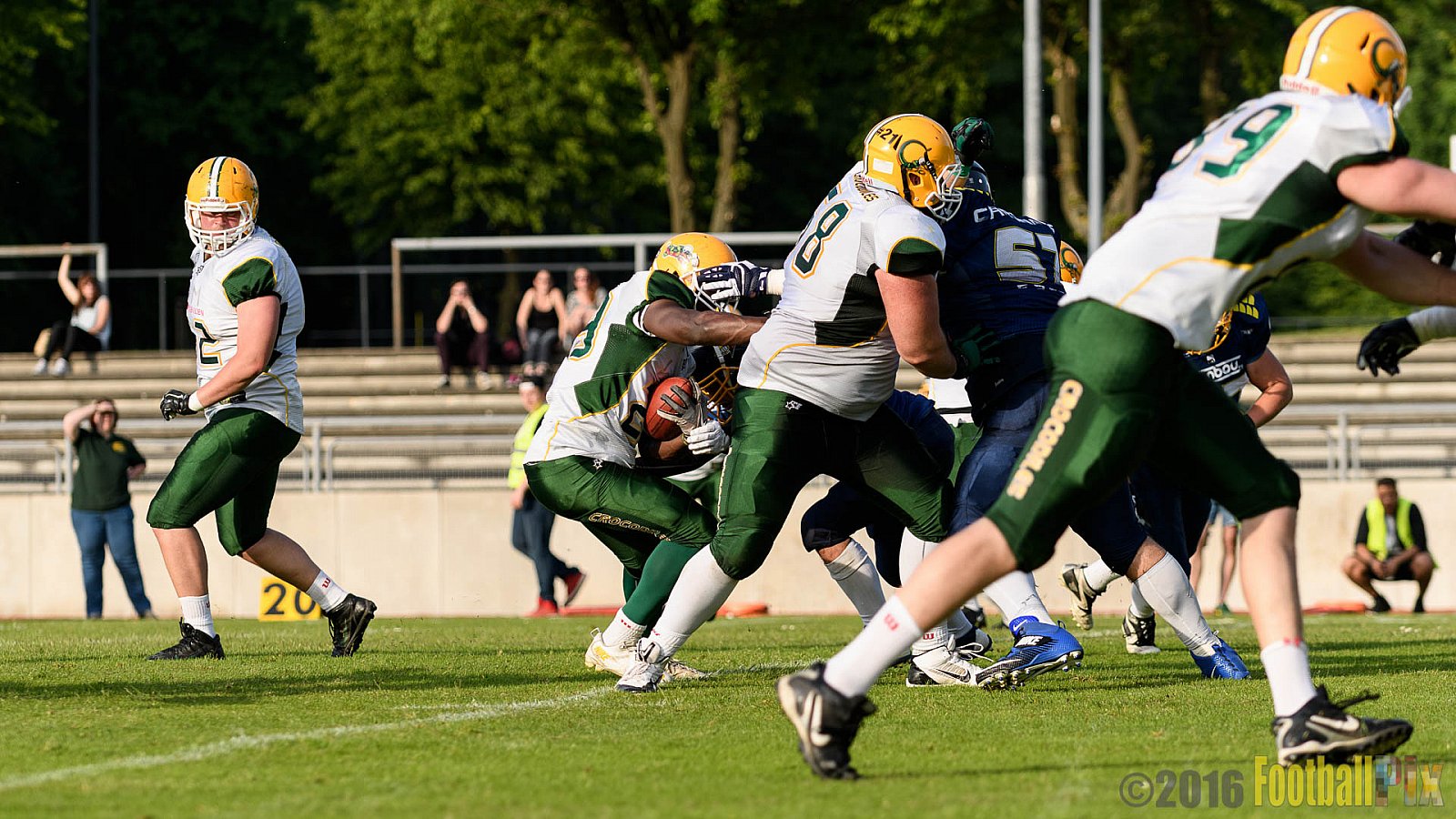 Essen Assindia Cardinals vs. Cologne Crocodiles - 21.05.2016 GFL2: Essen Assindia Cardinals vs. Cologne Crocodiles (0:17)