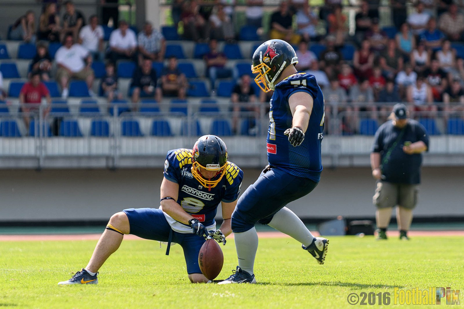 Essen Assindia Cardinals vs. Lübeck Cougars - 05.06.2016 GFL2: Essen Assindia Cardinals vs. Lübeck Cougars (16:35)