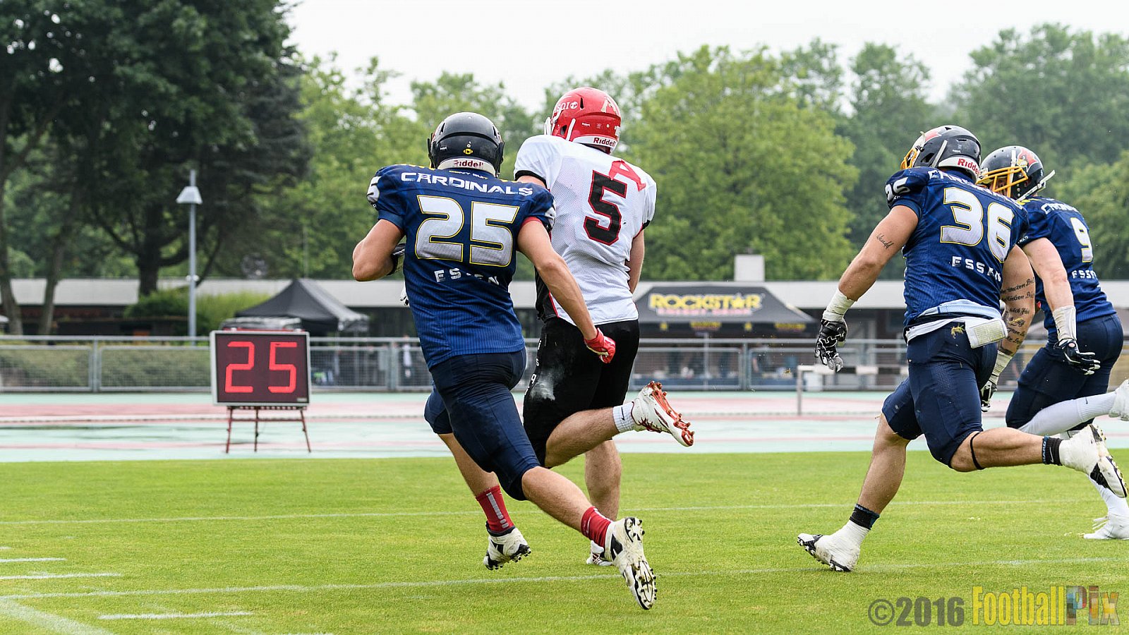 Essen Assindia Cardinals vs. Potsdam Royals - 12.06.2016 GFL2: Essen Assindia Cardinals vs. Potsdam Royals (9:34)