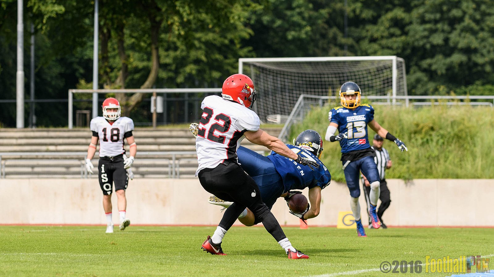 Essen Assindia Cardinals vs. Potsdam Royals - 12.06.2016 GFL2: Essen Assindia Cardinals vs. Potsdam Royals (9:34)
