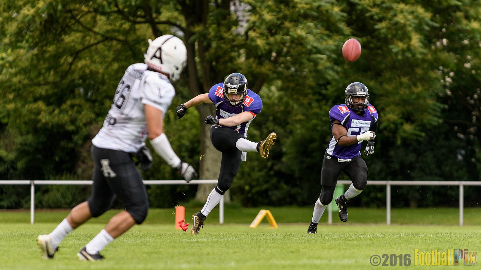 Langenfeld Longhorns vs. Aachen Vampires - 26.06.2016 RL NRW: Langenfeld Longhorns vs. Aachen Vampires (39:7)