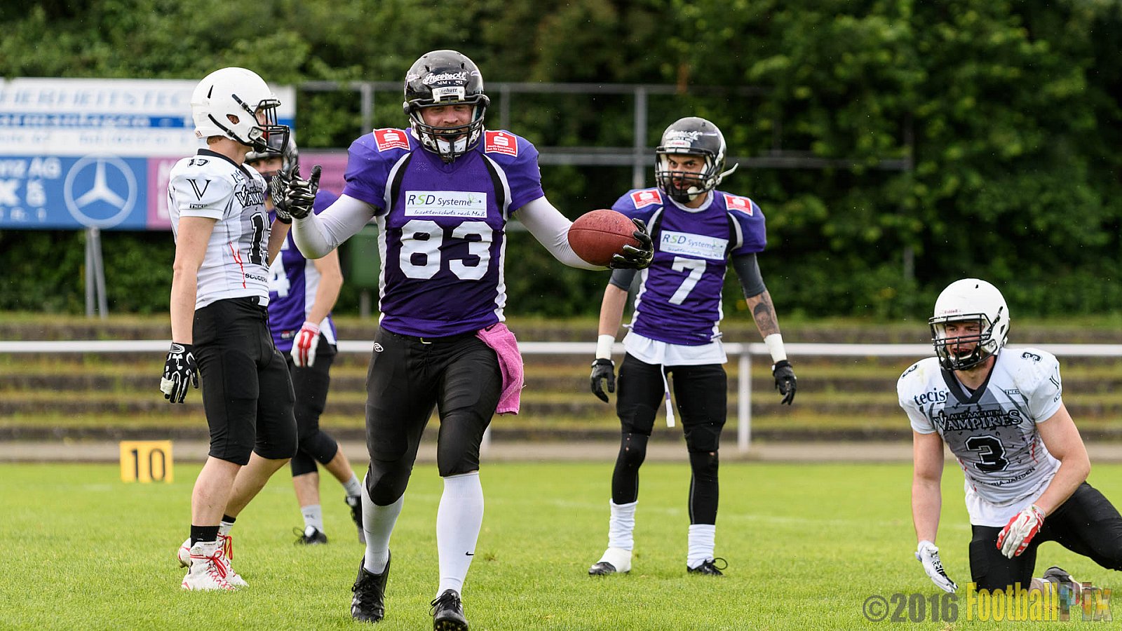 Langenfeld Longhorns vs. Aachen Vampires - 26.06.2016 RL NRW: Langenfeld Longhorns vs. Aachen Vampires (39:7)