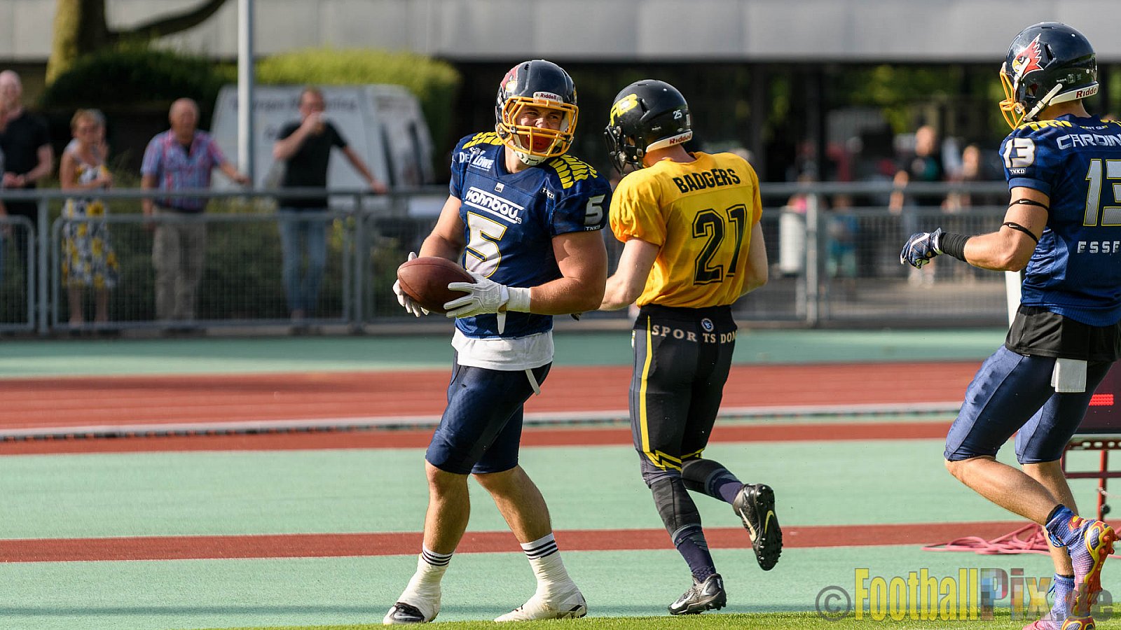 Essen Assindia Cardinals vs. Ritterhude Badgers - 23.07.2016 GFL2: Essen Assindia Cardinals vs. Ritterhude Badgers (41:35)