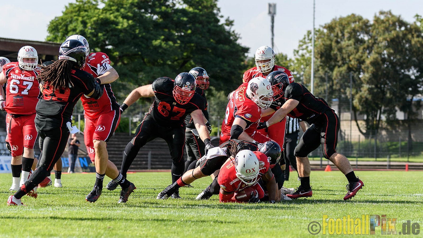 Düsseldorf Panther vs. New Yorker Lions - 06.08.2016 GFL Nord: Düsseldorf Panther vs. New Yorker Lions (10:49)