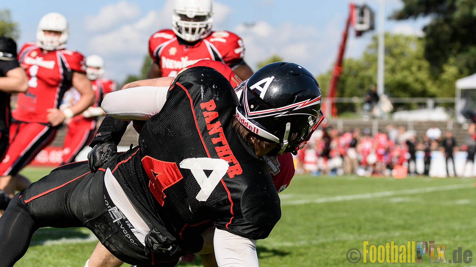 Düsseldorf Panther vs. New Yorker Lions - 06.08.2016 GFL Nord: Düsseldorf Panther vs. New Yorker Lions (10:49)