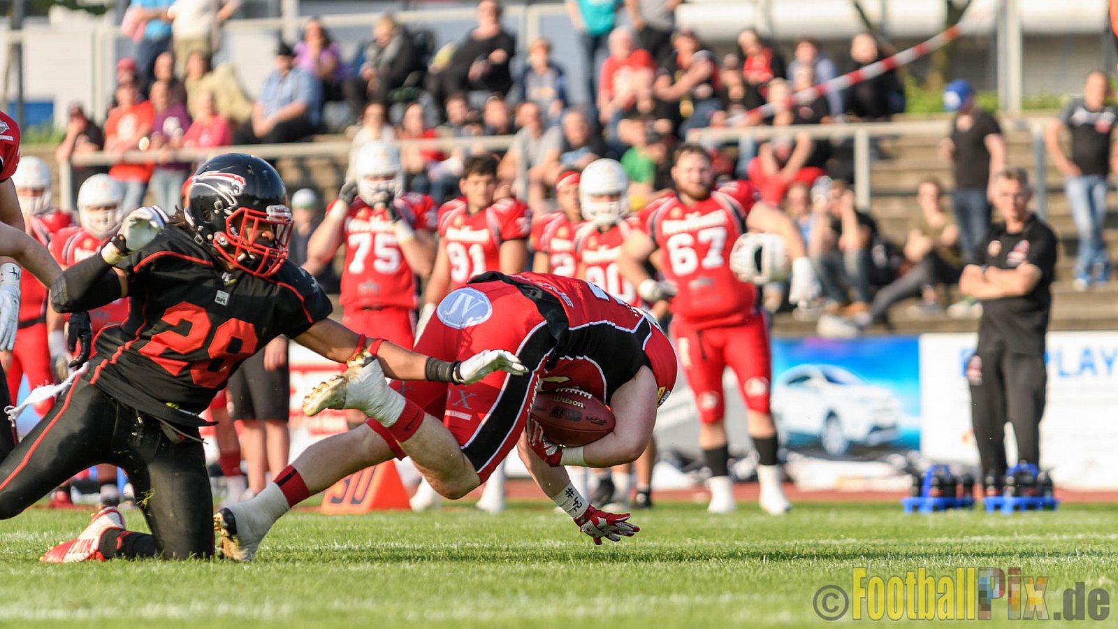 Düsseldorf Panther vs. New Yorker Lions - 06.08.2016 GFL Nord: Düsseldorf Panther vs. New Yorker Lions (10:49)
