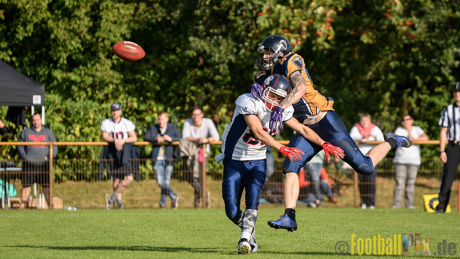Kevelaer Kings vs. Recklinghausen Chargers - 01.10.2016 LL NRW: Kevelaer Kings vs. Recklinghausen Chargers (0:10)
