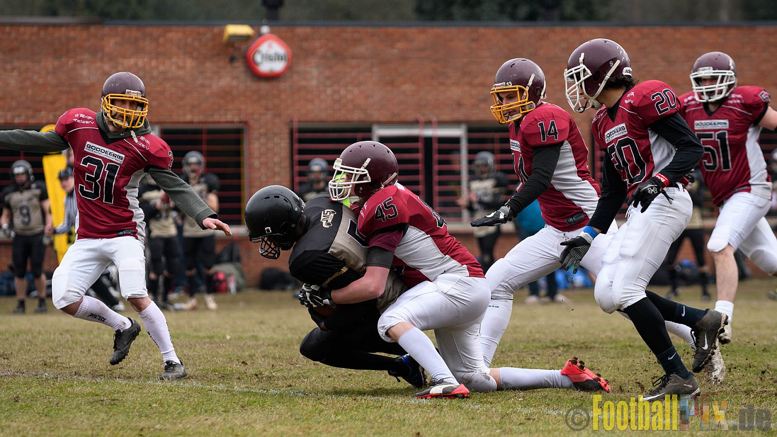Leuven Lions vs. Izegem Tribes - 19.02.2017 Season Opener (FAFL Belgien): Leuven Lions vs. Izegem Tribes (13:8)