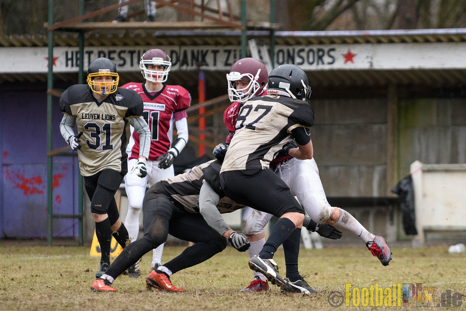 Leuven Lions vs. Izegem Tribes - 19.02.2017 Season Opener (FAFL Belgien): Leuven Lions vs. Izegem Tribes (13:8)