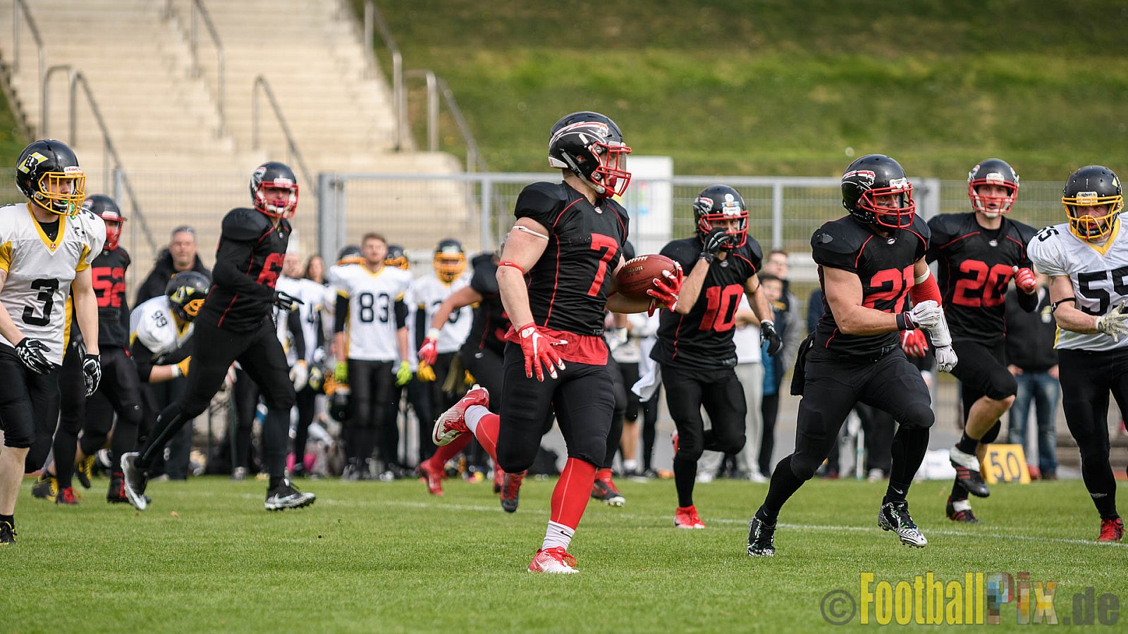 Düsseldorf Panther Prospects vs. Düsseldorf Bulldozer - 08.04.2017 Pre-Season Game: Düsseldorf Panther Prospects vs. Düsseldorf Bulldozer (0:32)