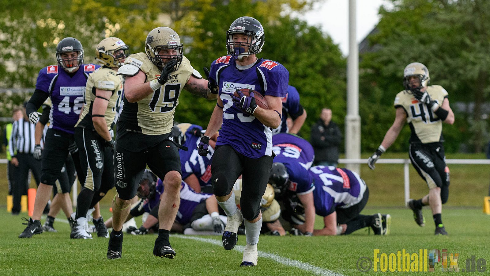 Langenfeld Longhorns vs. Paderborn Dolphins - 23.04.2017 GFL2: Langenfeld Longhorns vs. Paderborn Dolphins (57:27)