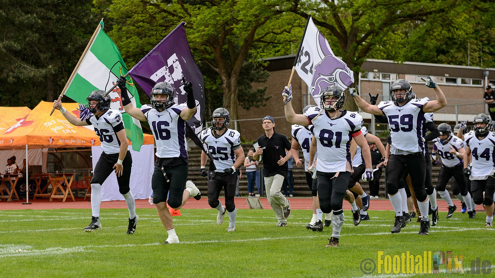 Düsseldorf Panther vs. Langenfeld Longhorns - 14.05.2017 GFL2: Düsseldorf Panther vs. Langenfeld Longhorns (47:06)