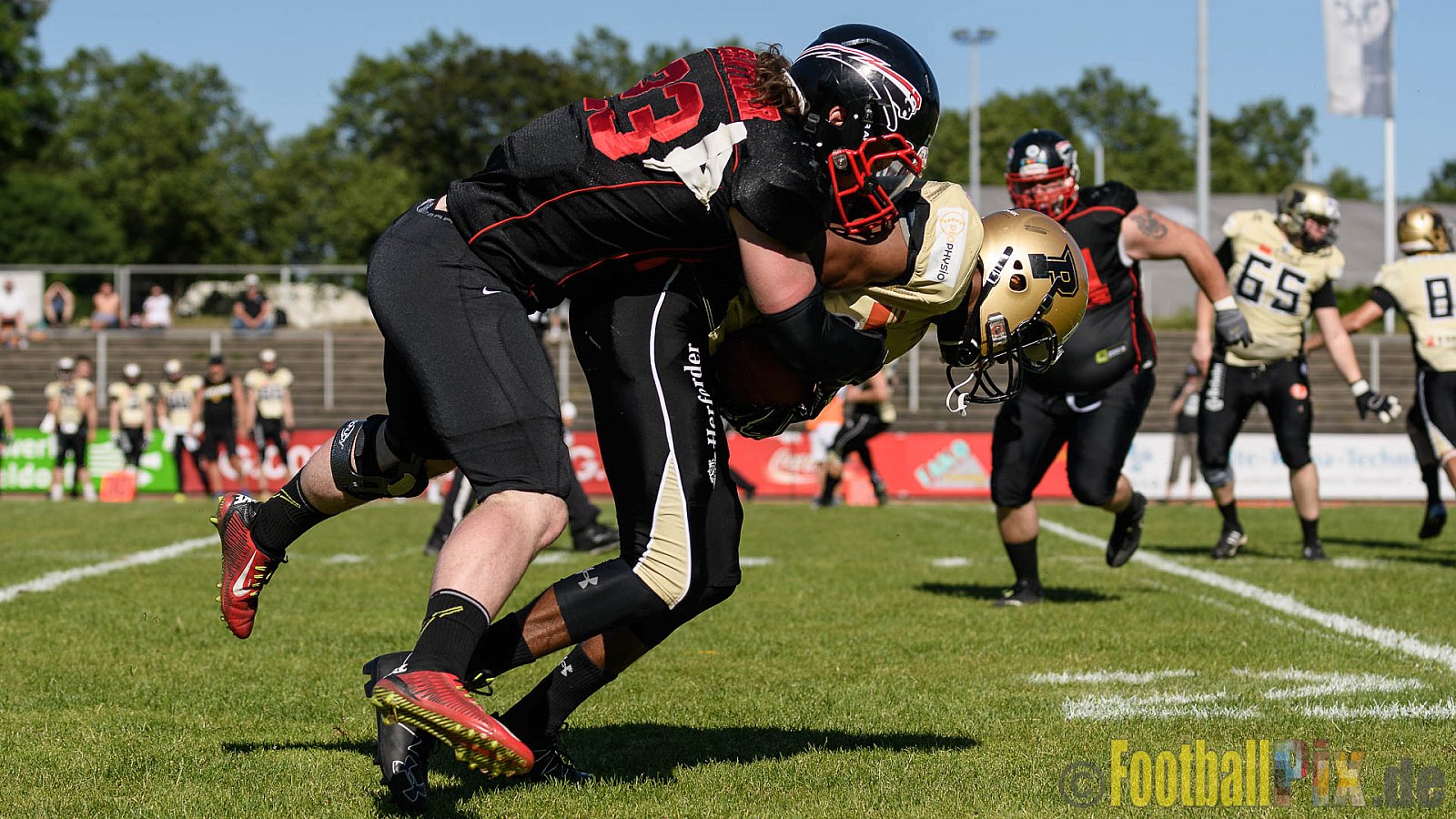 Düsseldorf Panther vs. Paderborn Dolphins - 27.05.2017 GFL2: Düsseldorf Panther vs. Paderborn Dolphins (16:0)