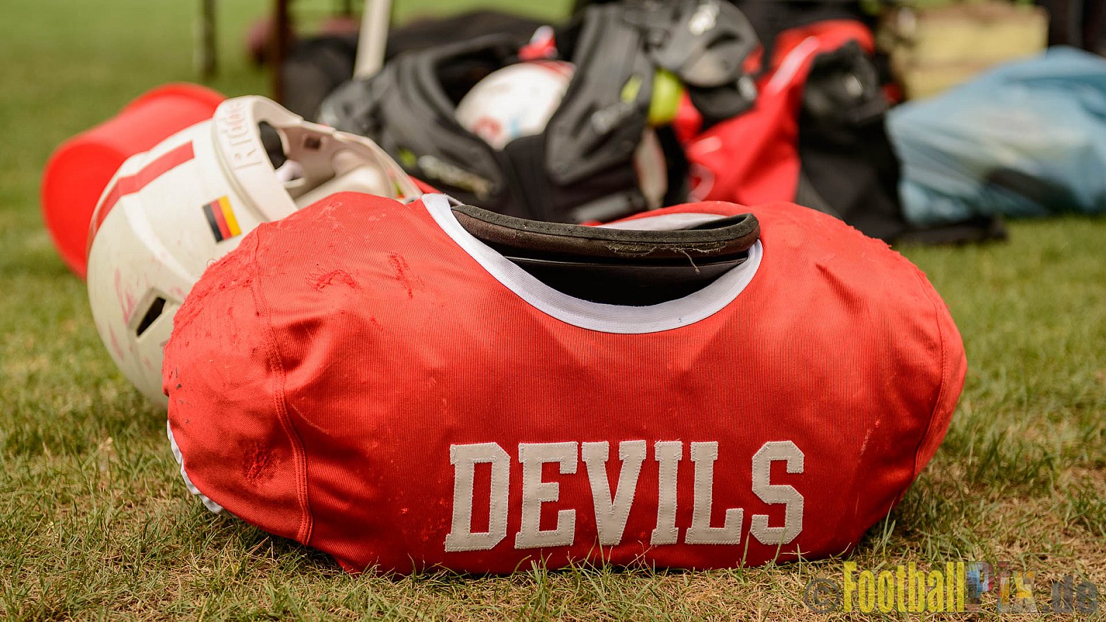 Gelsenkirchen Devils vs. Duisburg Thunderbirds - 04.06.2017 OL NRW: Gelsenkirchen Devils vs. Duisburg Thunderbirds (42:0)