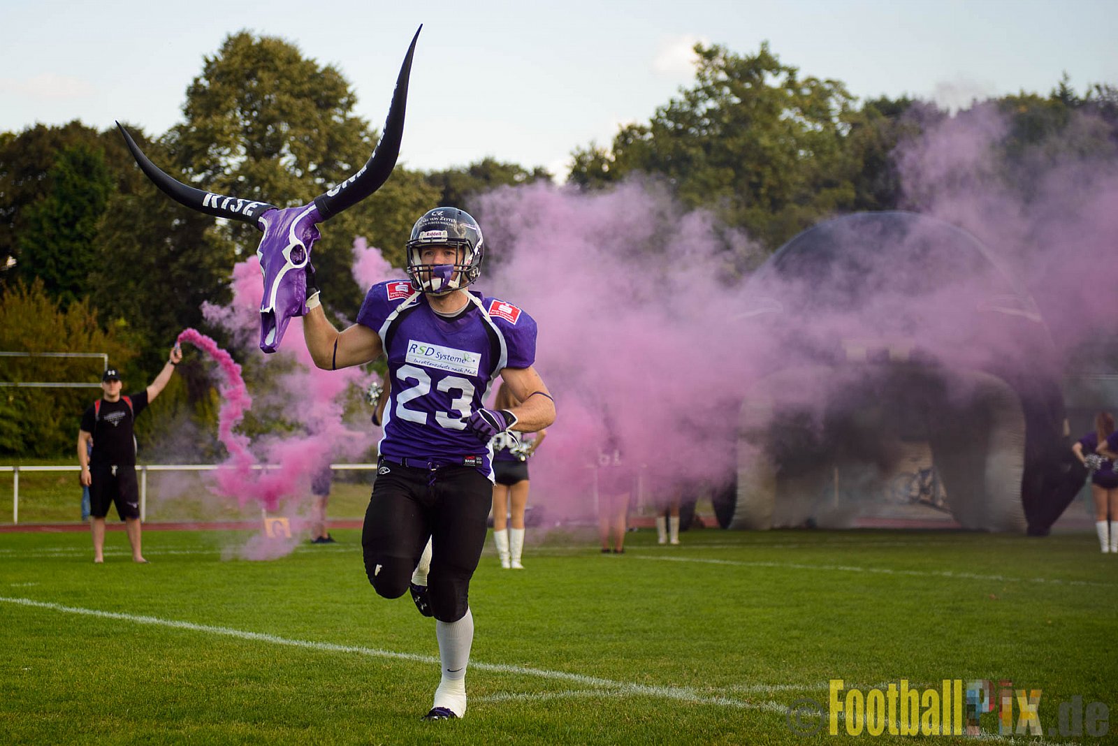 Langenfeld Longhorns vs. Essen Assindia Cardinals - 03.09.2017 GFL2: Langenfeld Longhorns vs. Essen Assindia Cardinals (45:30)